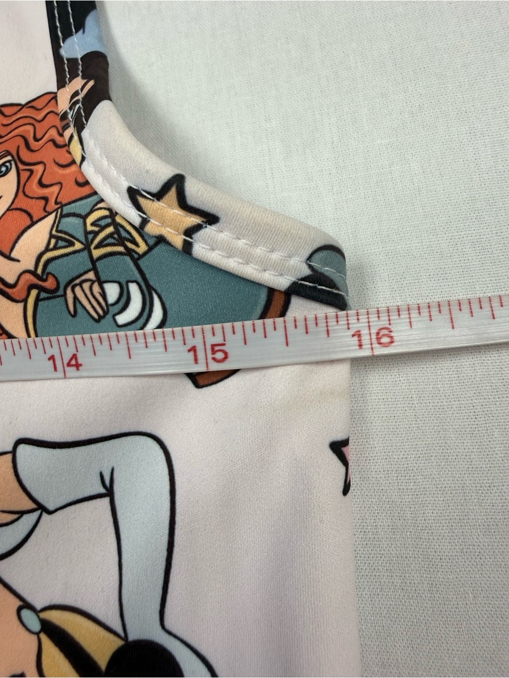 Made by Molly Disney Princess Graphic Racerback Crop Tank Top White L - Picture 5 of 6
